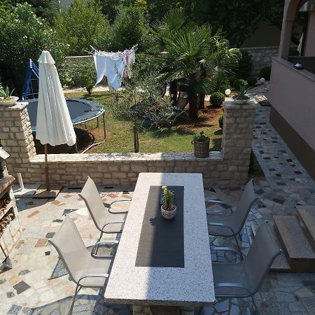 Ferienwohnung Mit 2 Schlafzimmer Oder Studio Apartment - Istrien-Fiorini 布罗托尼贾 外观 照片
