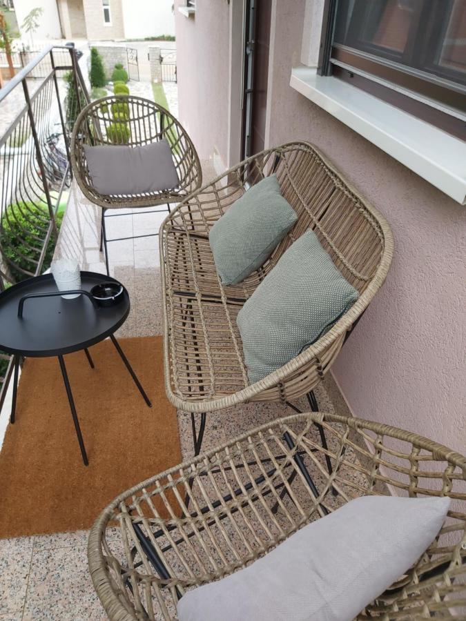 Ferienwohnung Mit 2 Schlafzimmer Oder Studio Apartment - Istrien-Fiorini 布罗托尼贾 外观 照片