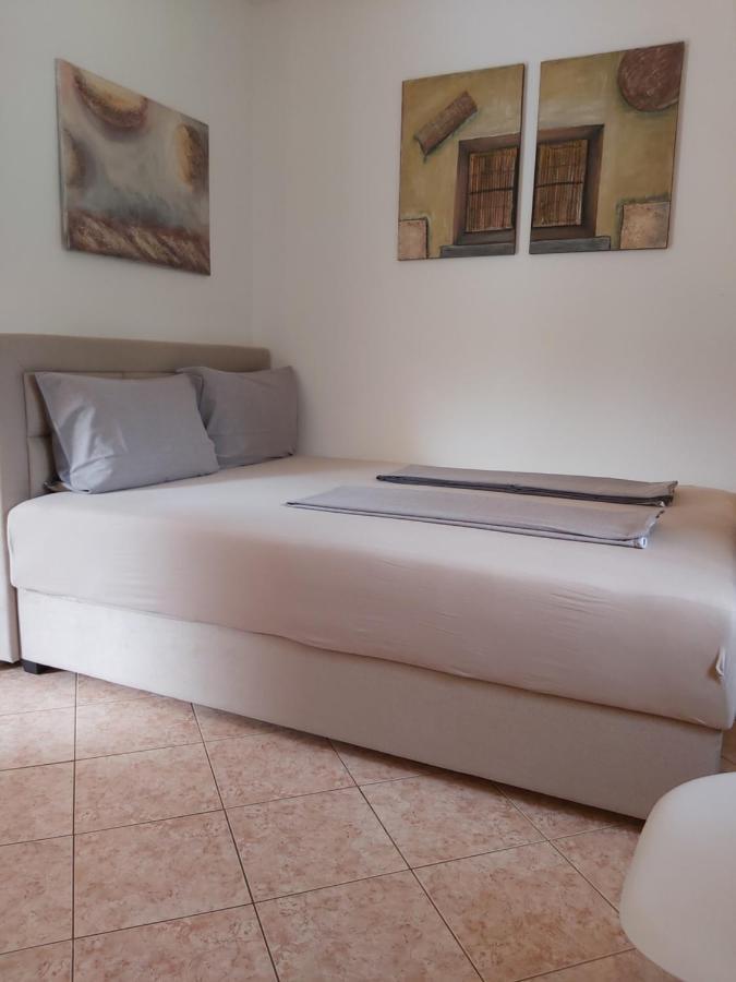 Ferienwohnung Mit 2 Schlafzimmer Oder Studio Apartment - Istrien-Fiorini 布罗托尼贾 外观 照片