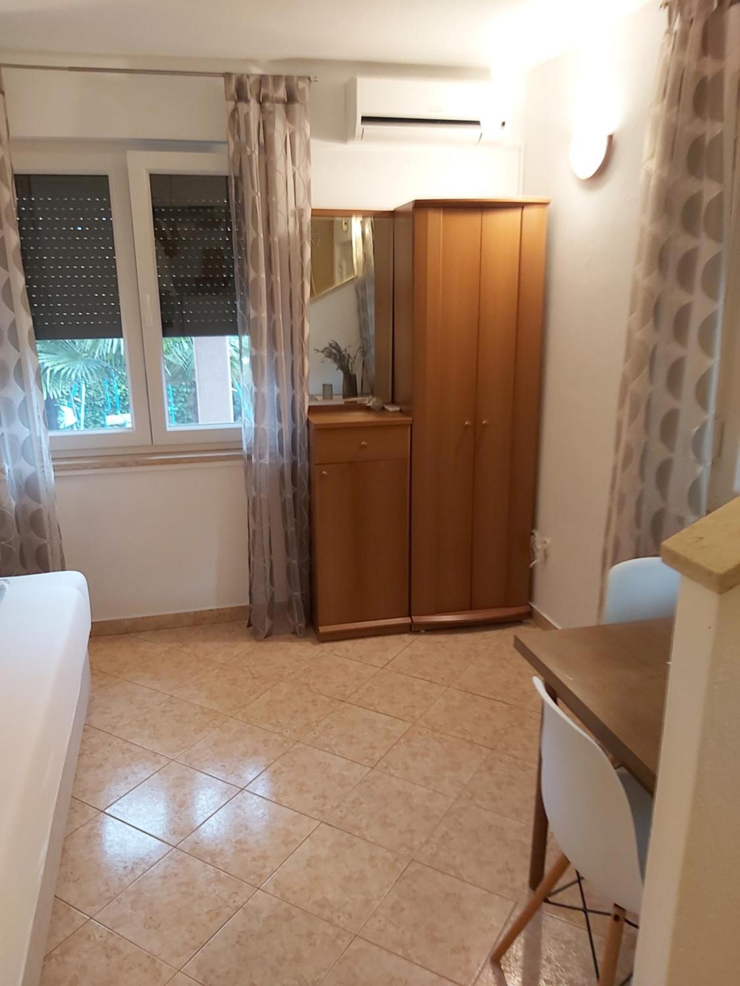 Ferienwohnung Mit 2 Schlafzimmer Oder Studio Apartment - Istrien-Fiorini 布罗托尼贾 外观 照片