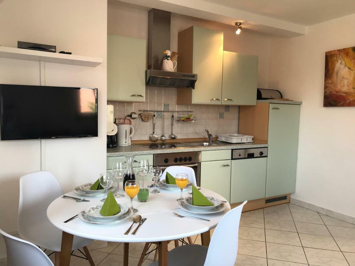 Ferienwohnung Mit 2 Schlafzimmer Oder Studio Apartment - Istrien-Fiorini 布罗托尼贾 外观 照片